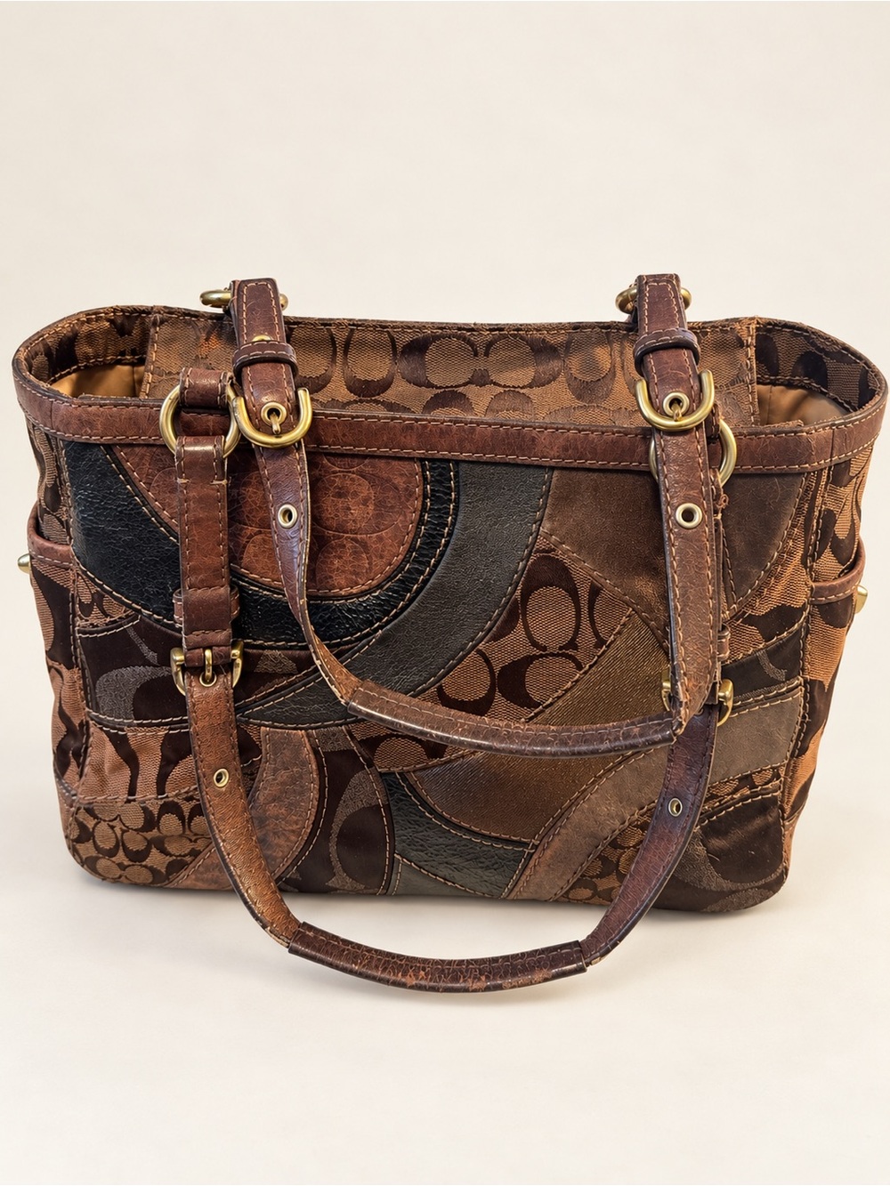 Coach Patchwork Signature Shoulder Bag in Multi Brown and Tan - Picture 3 of 6